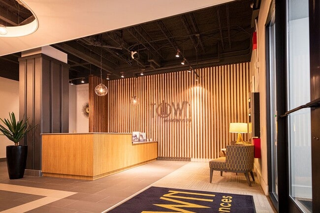 Building Photo - Town Residences
