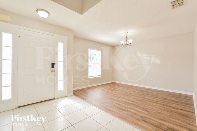 Photo - 31845 Sunpark Cir