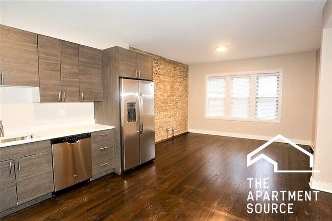 Building Photo - 2230 N Sawyer Ave Unit 3E