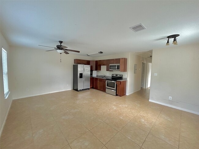 Photo - 3807 Putnam Dr
