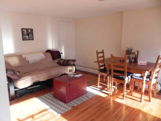Building Photo - 155 Bradley St Unit #3