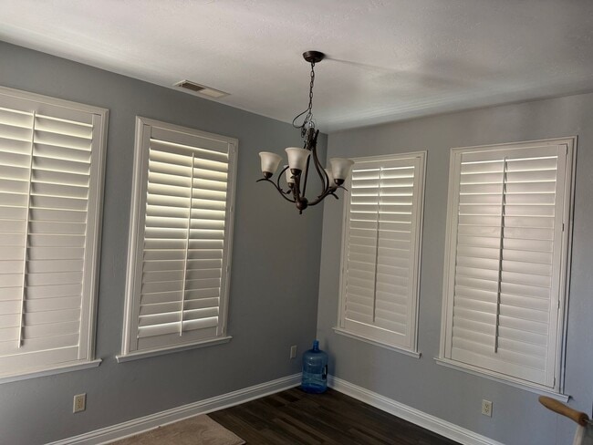 1327 E Via Marbella Dr