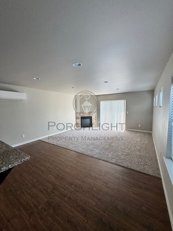 Photo - 8841 Line Rd