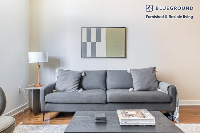 Photo - 4918 St Elmo Ave Unit SI FL7-ID894