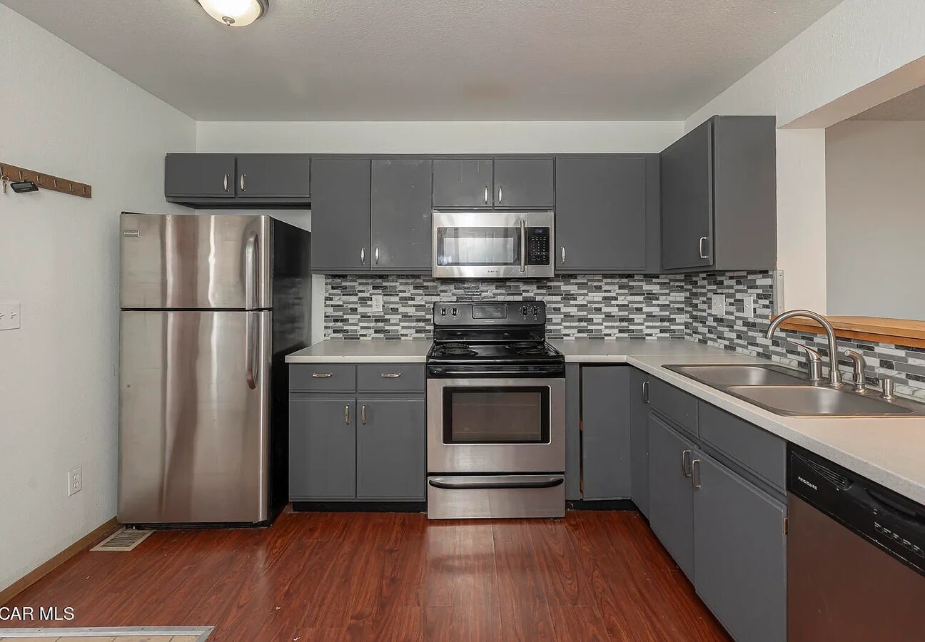 Photo - 265 Christiansen Ave Townhome