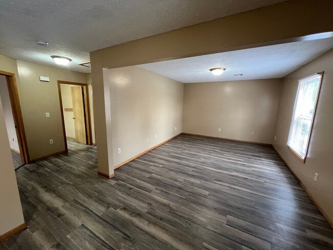 Photo - 222-222 W Home St Unit 220 W Home