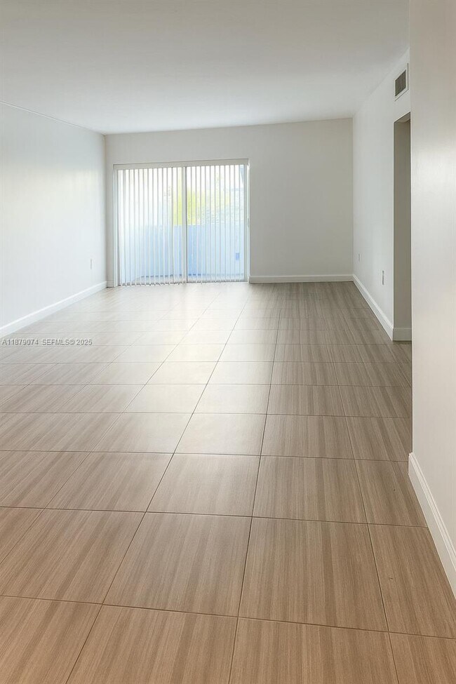 Photo - 400 Kings Point Dr Unit 224