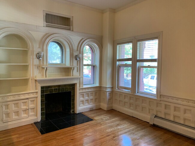 Photo - 195 Commonwealth Ave Unit 1