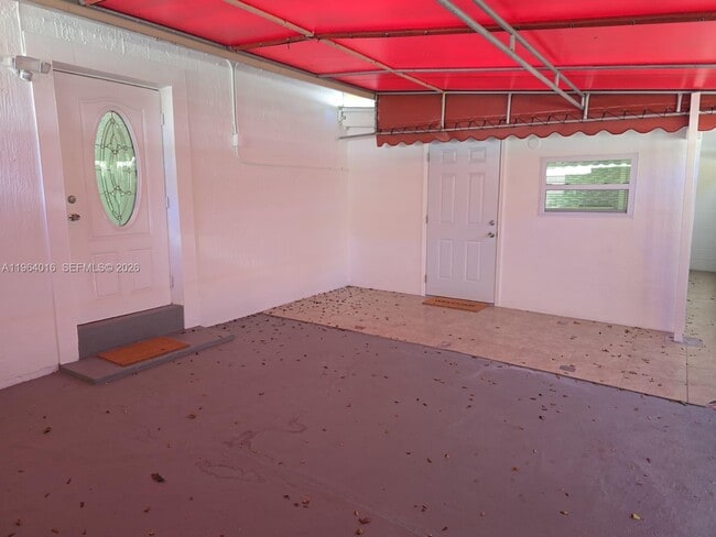 Photo - 2880 NW 56th St