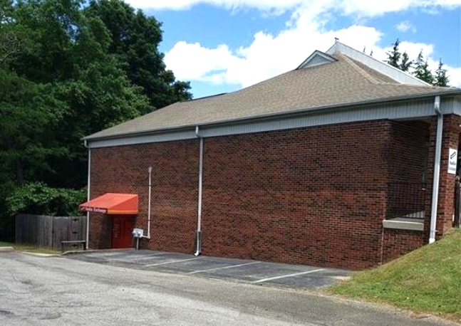Photo - 702 W Main St Unidad F