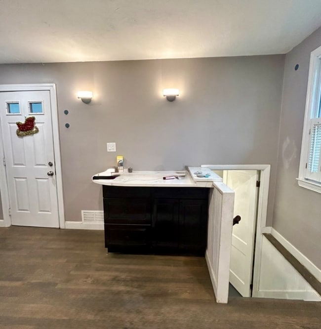 61 Blackstone Rd