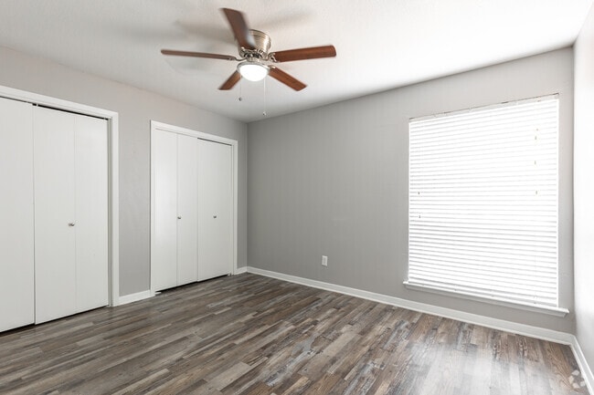 1BR, 1BA - 654SF - Bedroom