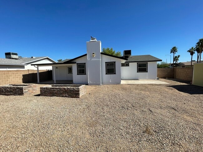 Photo - 10421 W Puget Ave