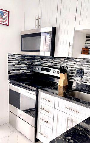 Photo - 1505 N Riverside Dr