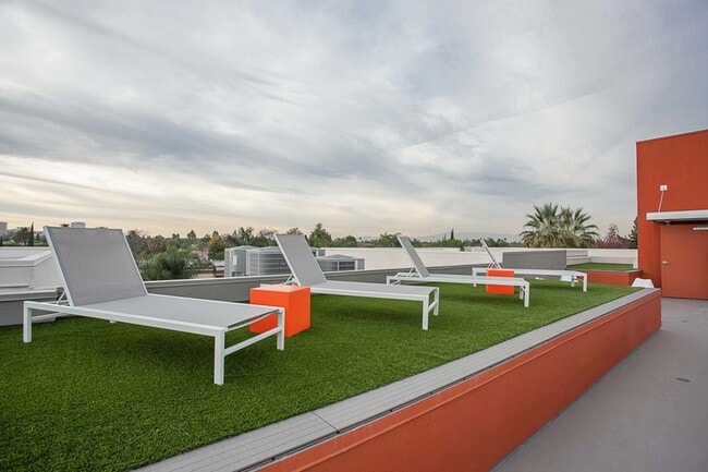 Photo - 4632 Vista Del Monte Ave Unidad 304