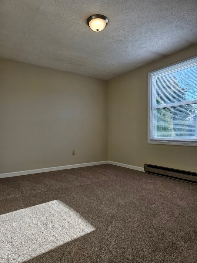 Photo - 212 E Fairfax St