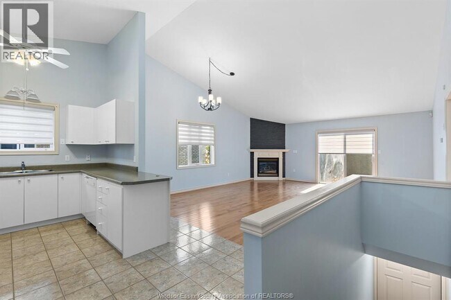 Photo - 11429 Arvilla St