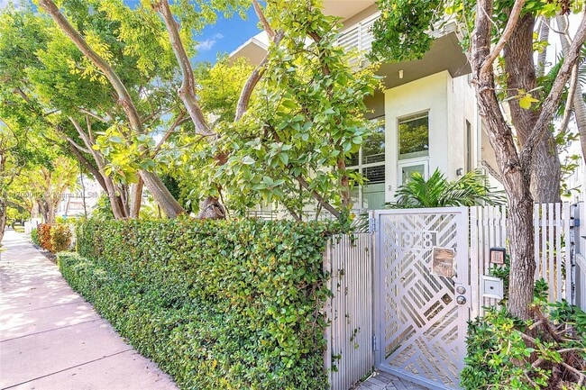 Photo - 928 Pennsylvania Ave Unit # 7