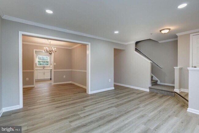 Photo - 4719 Springmaid Ln