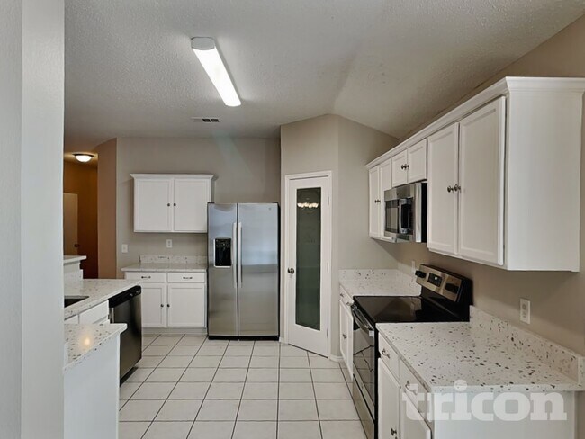 Photo - 1619 Columbia Dr