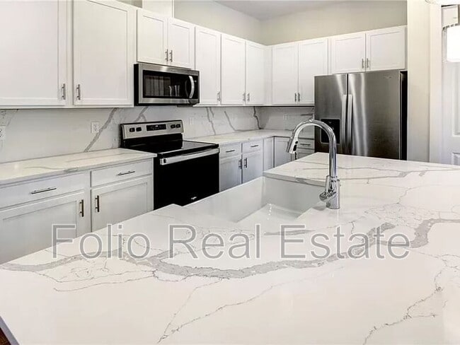 Photo - 1627 Birchfield Cv