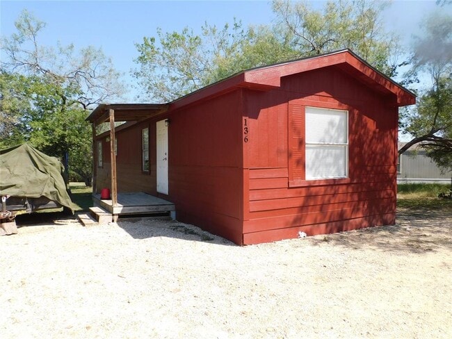Building Photo - 136 Bullfrog Holler Rd