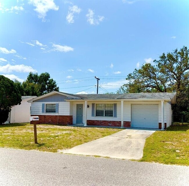 Building Photo - 4040 Beacon Square Dr Rental