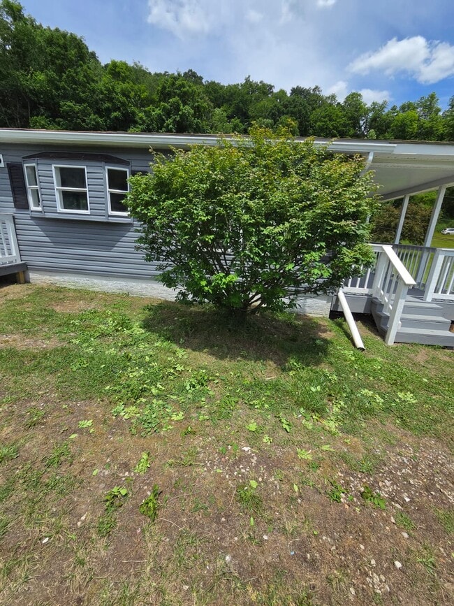 Photo - 120 Blythe Rd