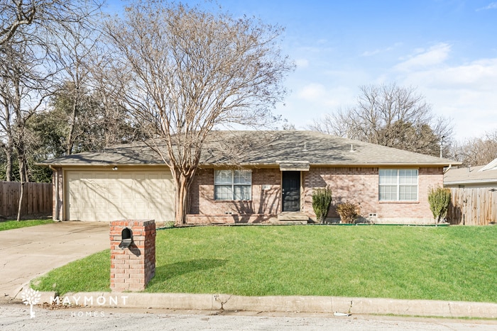 Photo - 403 Vernon Castle Ave