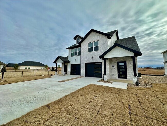 Photo - 2805 SW Hampshire Ave