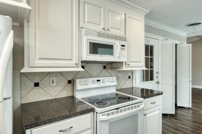 Photo - 804 Dunman Dr