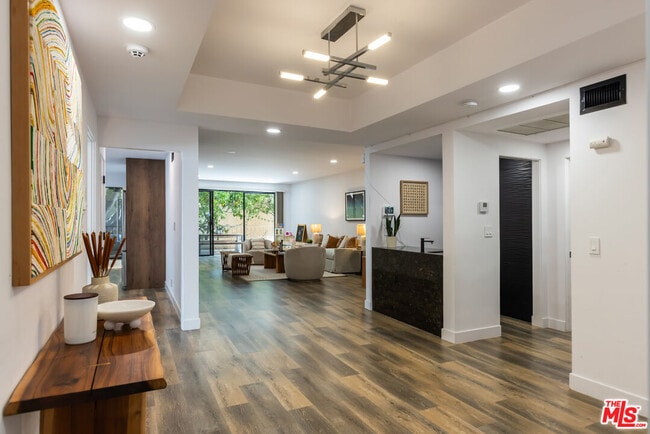 Photo - 1210 Kings Rd Unit 101