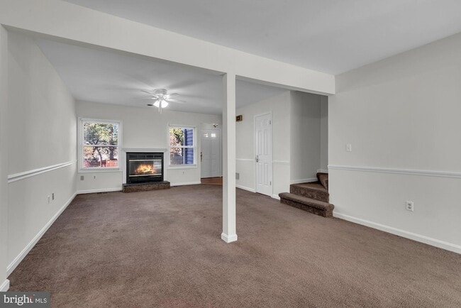 Photo - 6 Janwall Ct