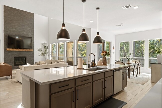 Photo - 161 Hbr Hls Dr