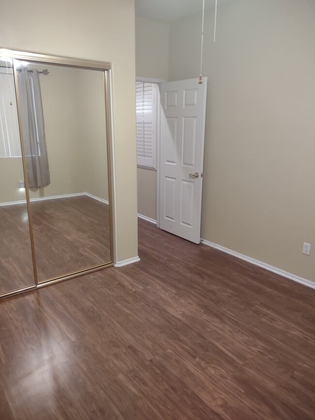 Building Photo - 717 Topazio Pl Unit 717 Topazio Rental