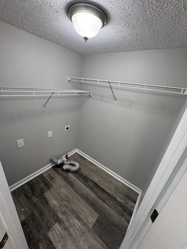 Photo - 7276 Havencroft Dr