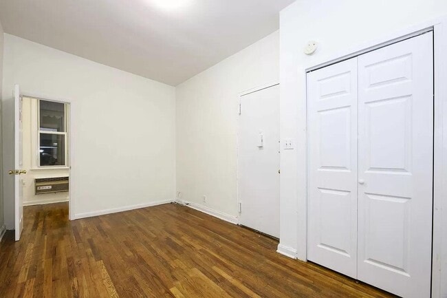 Building Photo - 87 Hicks St