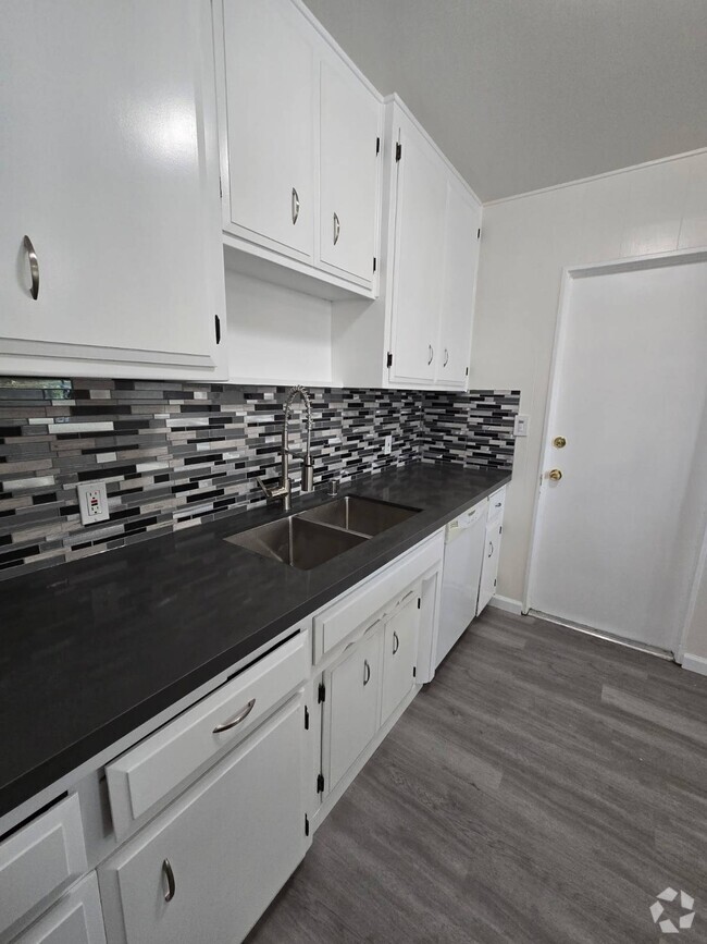 Building Photo - 3209 Mona Way Rental