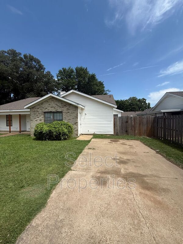 Photo - 1618 W Matthews Ave Condo Unit B