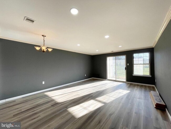Photo - 125 Allem Ln