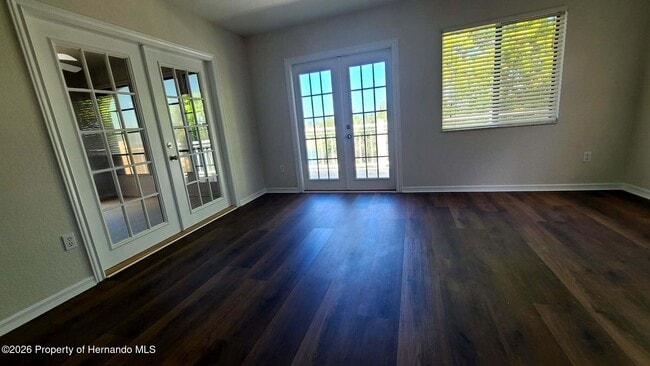 Photo - 3415 Holly Springs Dr