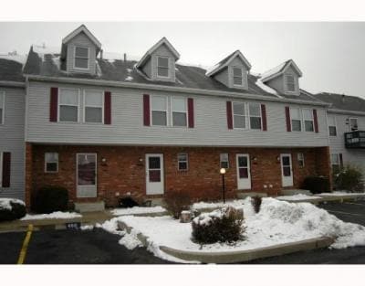 Clinic Court Apartments - Clinic Court Apartments