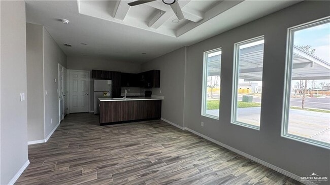 Photo - 11 La Vista Ave Unit #5