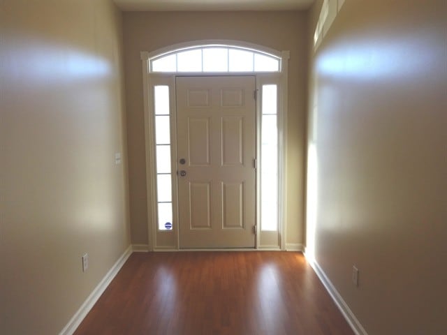 Photo - 106 Meadowvale Ln