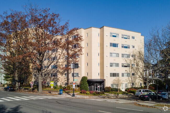 Photo - Jocelyn House Condominium