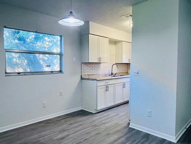 Photo - 8202 N MARKS ST