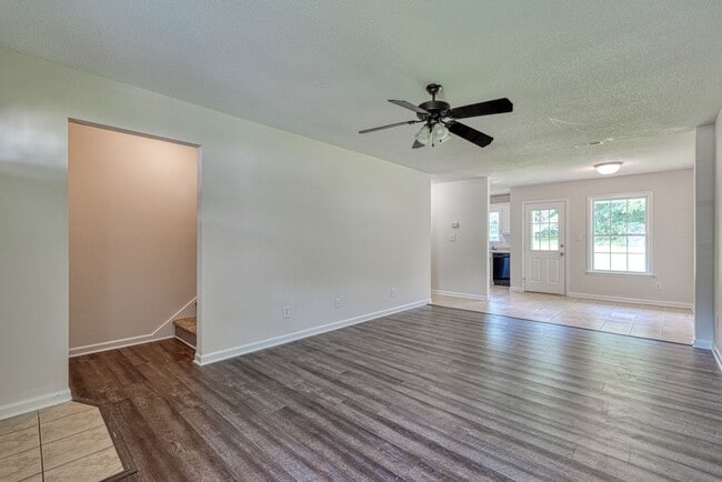 Photo - 567 Seays Crest Dr