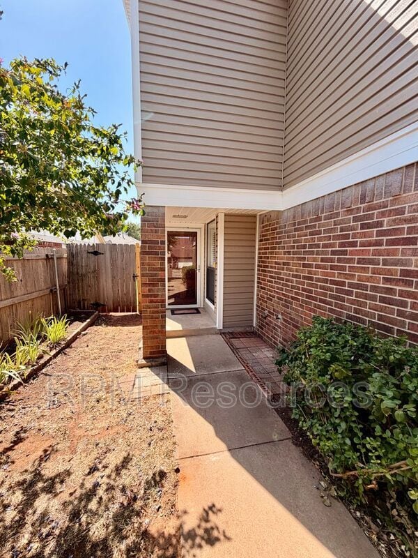 Photo - 6012 Gaelic Glen Dr