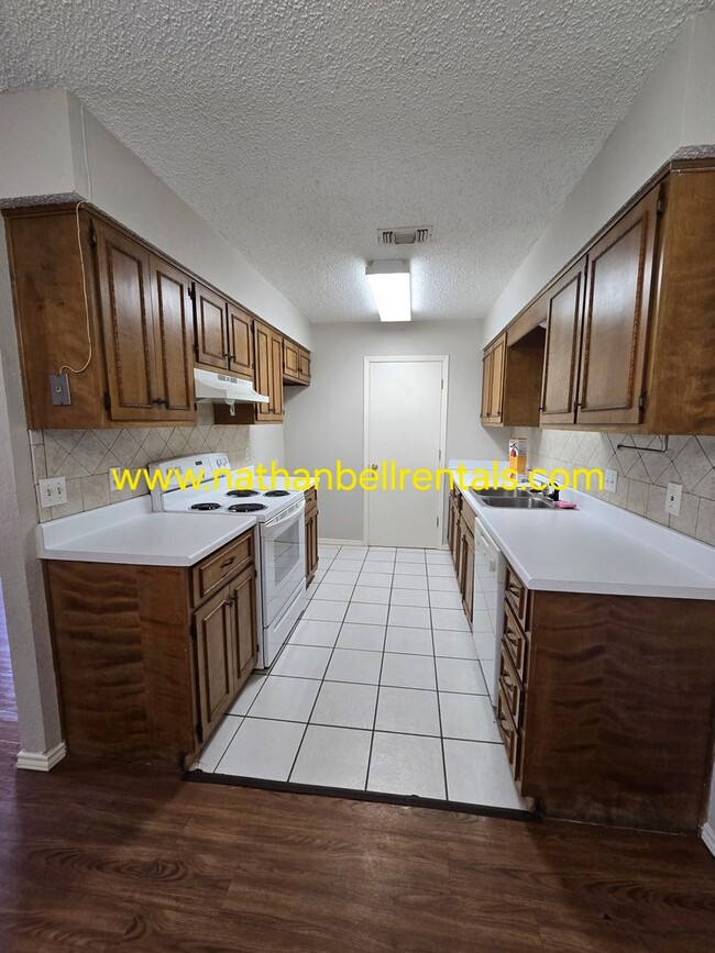 Photo - Duplex: 3 bed, 2 bath