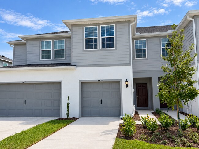 Building Photo - Harbor Square townhome home
